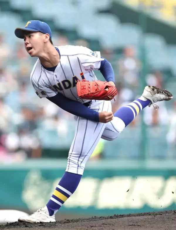 【甲子園】“魔球”武器に毎回１１奪三振　健大高崎・石垣聡志　手本にしたのはオリックスの若手右腕