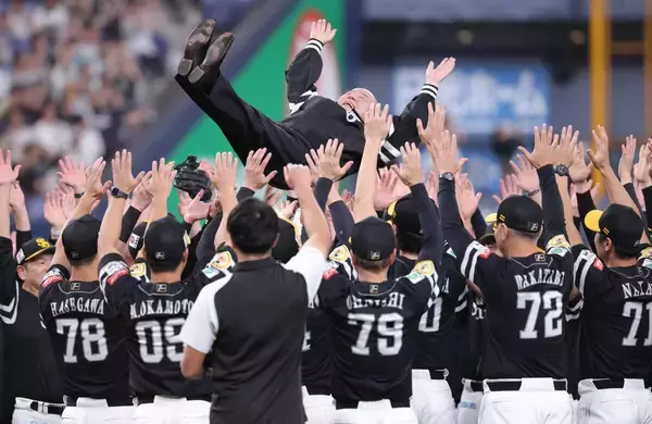 小久保裕紀監督が明かしたソフトバンク独走３連覇の分岐点「風向きが変わった」全員が背負った背番号「８９」の重み
