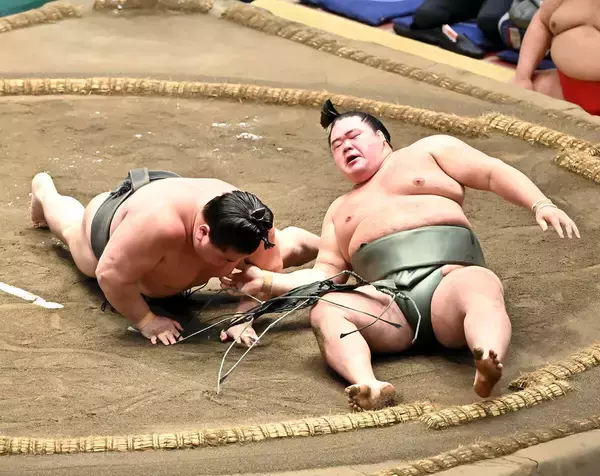 横綱のしこ名を継ぐ旭富士、史上最速新十両の可能性高まる　元関脇の十両・明生を破って５勝目