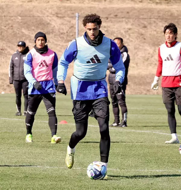 町田　１９７センチ大型ＦＷのイェンギは準備万端「この道が私のキャリアップにつながる」