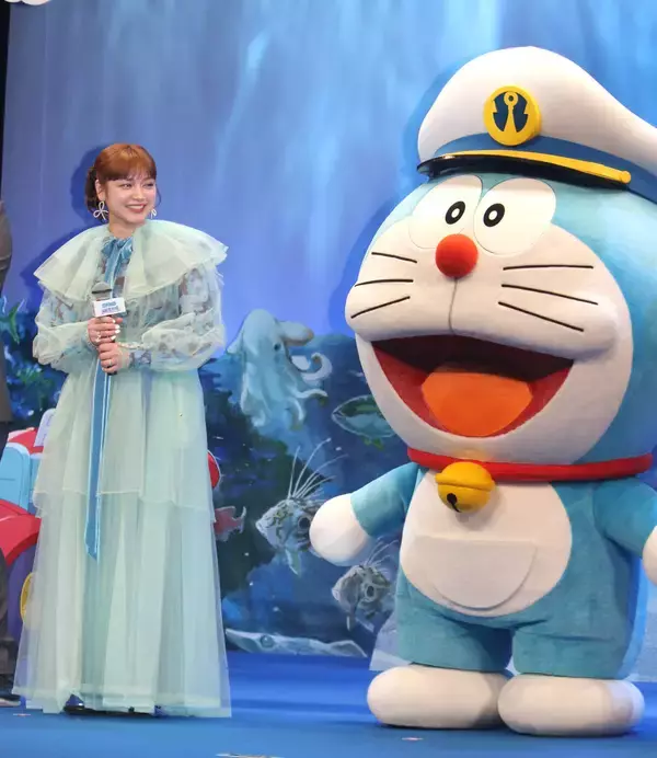 平愛梨、ジャイアンからバレンタインのチョコせがまれるも「それはすみません、アモーレに」