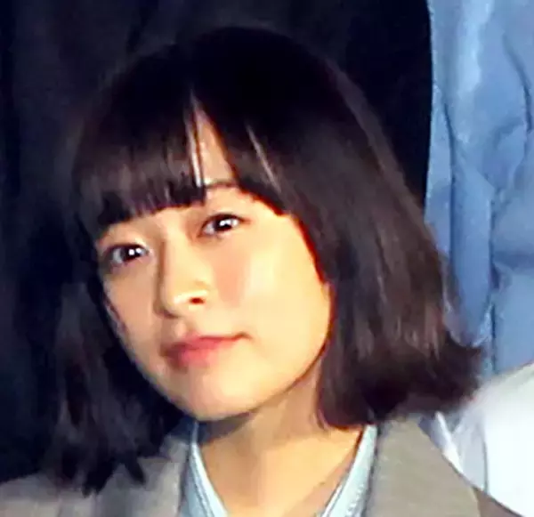 森七菜の「笑顔きらきら」最新ショット！神秘的な横顔＆笑顔が「髪の毛がふわふわ」「存在感が半端ない」