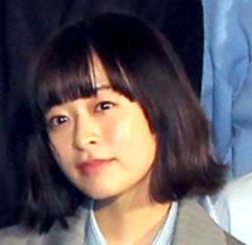 森七菜の「笑顔きらきら」最新ショット！神秘的な横顔＆笑顔が「髪の毛がふわふわ」「存在感が半端ない」