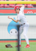 【楽天】 今季初勝利へ前田健太が先発　“７度目の正直”なるか　３連勝へ中島大輔を昇格即スタメン起用