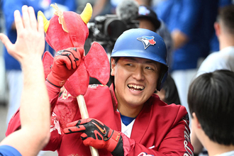 岡本和真、レジェンドとの共闘に感激　「ものすごく光栄」３５３５奪三振で９位浮上のシャーザー　自身は２８号ソロ