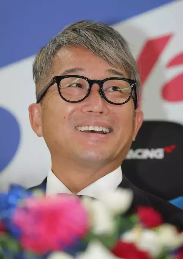ヤクルト・石川雅規が限界悟った瞬間「マウンド上で肩肘が痛くなったらそこまで」「悔いはない。最高の神宮のマウンドだった」現役引退会見