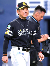 【ソフトバンク】小久保裕紀監督は８連勝でＶ“王手”も一つのサインミスに鬼の表情　「この期に及んでありえない」