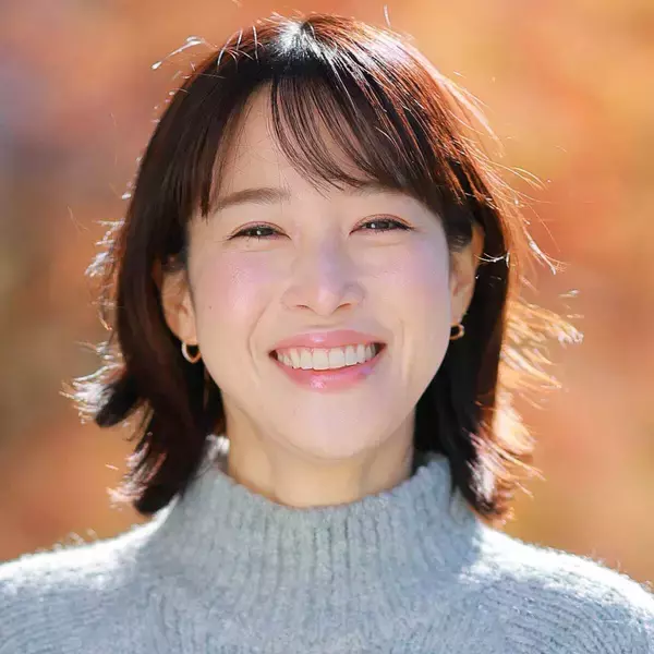 「今日は現場同行ｄａｙ」鷲見玲奈アナ、１歳１０か月の長女抱いて出勤！「素敵なママさん」「お母さんしてるね」と反響