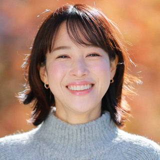 「今日は現場同行ｄａｙ」鷲見玲奈アナ、１歳１０か月の長女抱いて出勤！「素敵なママさん」「お母さんしてるね」と反響