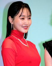 菅井友香、世界進出に意欲　女優として「実力をつけてもっともっと頑張りたい」　プライベートでは「同期が誘ってくれた」富士登山に意欲