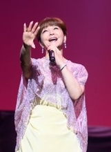 岩崎宏美　デビュー５０周年グランドフィナーレで全３８曲熱唱　孫が成人するまで歌手宣言「信じられないくらいかわいいので」