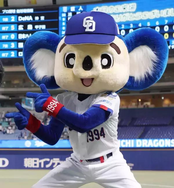 【中日】ドアラの名物コーナーが復活！「ドアラデー２０２６」で一夜限り　７回終了時にバク転２回成功…バク宙は失敗も　スタンドは大歓声