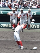 【甲子園】決勝戦は８回にドラマ　ＳＮＳで７回制反対の声が広がる「名場面は生まれなかった」７回制なら智弁和歌山は３回戦敗退