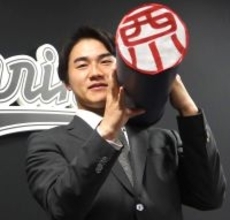 【ロッテ】新人王の西川史礁　初の契約更改で２６００万円増に驚き「ビックリしました（笑）」…４２００万円でサイン