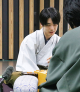 藤井聡太名人、ストレートの４勝０敗で棋戦４連覇　永世名人にあと１期「重みのある称号」
