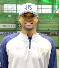 【ヤクルト】育成外野手のモンテルと支配下選手登録を締結「レギュラーを取れるくらいチームに貢献したい」