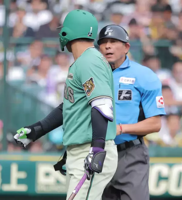 【阪神】プロ初の退場処分の森下翔太「特に話すことはありません」言葉少なに引き揚げる　ストライク判定に不満で真鍋球審への暴言
