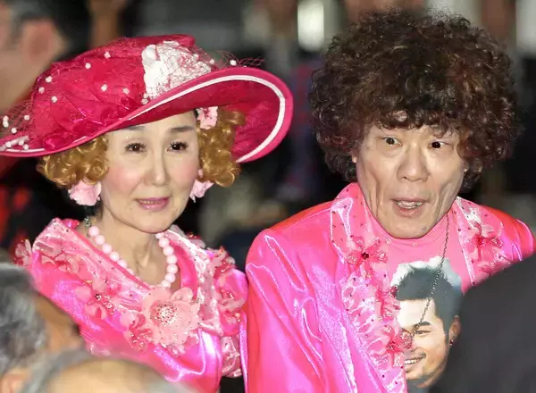 林家パー子が歩行困難に　夫・林家ぺーがＸで報告「歩く事が出来ない程　脚が痛み…」心配の声多数