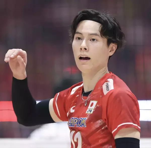 【バレー】高橋藍は９得点　ルブリンがホーム初戦で３―０快勝　２０１センチの世界的エース・レオンと初の対角…ポーランド１部