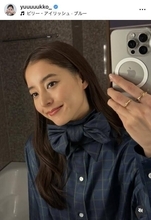 新木優子、鏡越しの自撮りが「美しすぎます」「顔小さすぎない！？」