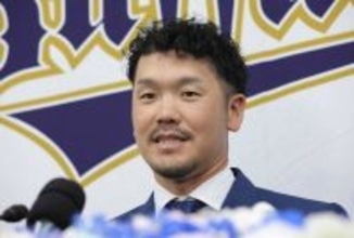 Ｔ―岡田氏のバットは、本塁打王４度のレジェンド助っ人モデルを元に「ちょい詰まりくらいが一番飛ぶ感じ」