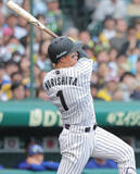 「【阪神】中日に８８年ぶり開幕５連勝！　７回森下タイムリーで同点　木浪がＶ打　鮮やかに逆転　」の画像1