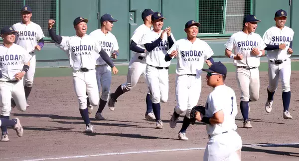 【大学野球】「いい結果が出た」大商大・真鍋慧が４安打４打点の大暴れ　チームは２季ぶり２９度目優勝