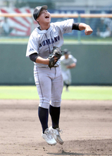 【高校野球】熊野が４強入り　“ぽっちゃり”の２年生左腕・杉若寅示（とらじ）が１２奪三振の力投　いとこの山本颯太郎主将もアシスト…和歌山大会