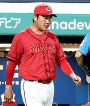 【広島】新井貴浩監督「クローザーからよく点を取った」３点差追いつかれるも９回に勝ち越し　決勝打の佐々木泰に「いいスイングだった」前半戦は５位ターン／一問一答