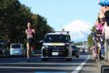 「【箱根駅伝】国学院大は２位キープ　１位・青学大との差は広がるも８区・飯国新太が堅実な走り」の画像1
