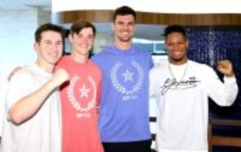 【阪神】ツインタワーが沖縄合流　２０３センチ右腕ラグズデール「みなさんの前で投げられるのが非常に楽しみ」