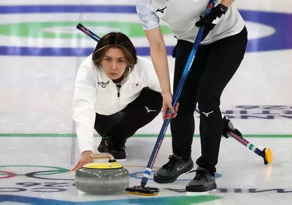 【五輪】カーリング女子　フォルティウスのスキップ　吉村紗也香　「今日は自信を持って挑めた。この試合に全集中した」　１次リーグ