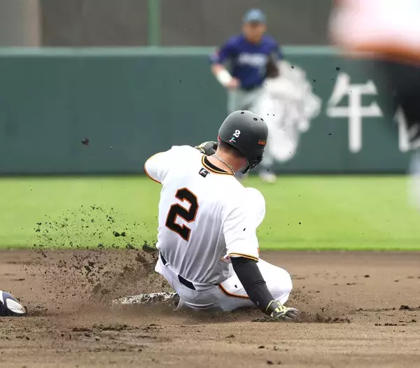 「【巨人】吉川尚輝、復帰戦の初回に盗塁成功　昨年１０月に両股関節を手術…３軍戦」の画像