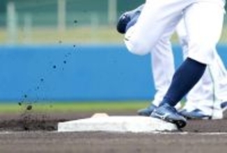 【大学野球】東京六大学が今春から拡大ベースを導入　ＮＰＢと同じ仕様で安全面を考慮