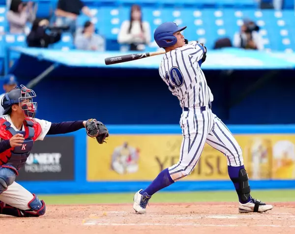 【大学野球】立正大・高田庵冬が衝撃の２発　２カード目で早くも４号　１年春で４本塁打は３人目　