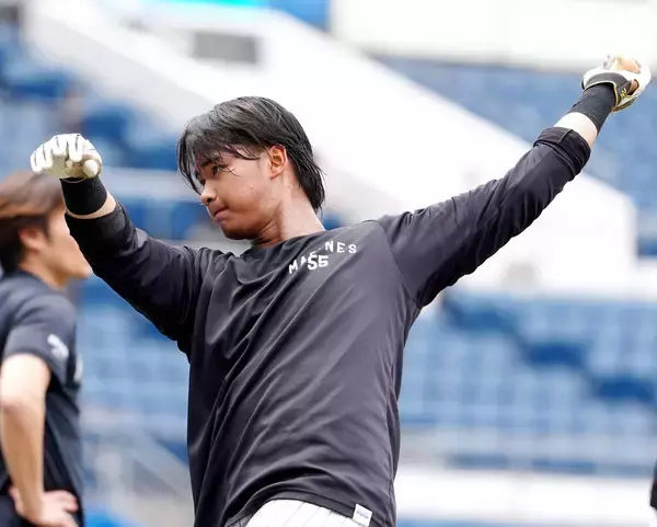 【ロッテ】桜井ユウヤがプロ初１軍に合流「昨日言われた時は早いから、本当ですかってもう一回聞き直したんですけど」