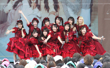 ≠ＭＥ　雨降る幕張でのリリースイベントに４０００人のファン集結「私たちが太陽みたいにみんなを照らしたい」