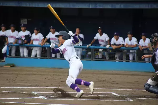 【高校野球】浦和麗明が２大会ぶりの５回戦進出　主将の前田悠希が２試合連続の三塁打でチームに貢献　指揮官絶賛「前田がすべて」