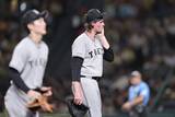 「【巨人】ウィットリーは６回１失点で降板　粘投も打線沈黙で援護なし」の画像1