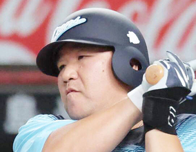【西武】前夜に決勝弾の小島はベンチスタート　プロ２５年目・中村剛也は６戦連続スタメン　６月以来の同一カード３連勝なるか