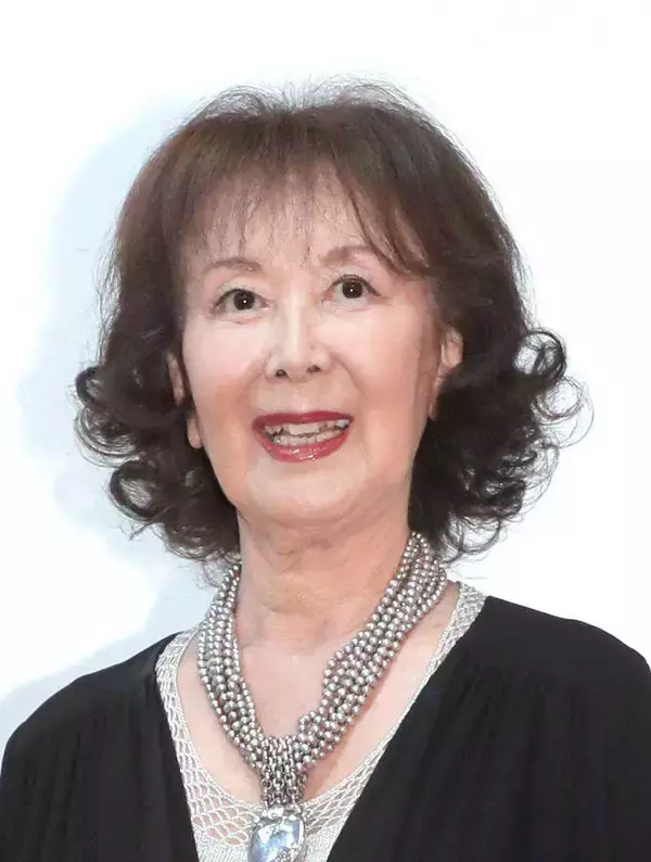 岸惠子さん、最愛の母に「腹が立ってしまって」「初めて」人気絶頂で渡仏→フランス人監督と結婚　徹子の部屋で追悼