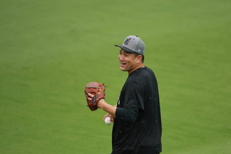 【巨人】坂本勇人が「６番・三塁」先発は田中将大　マジック点灯阻止へ　首位決戦第２Ｒで両雄が並び立つ…阪神戦スタメン