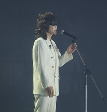 【日本シリーズ】 龍玄とし（Ｔｏｓｈｌ）が国歌独唱　「僕たちはプロ野球が大好きだー！」球場熱狂