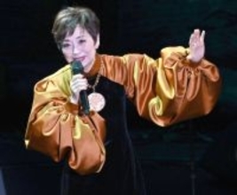 クミコ、シャンソンコンサートでの歌唱で１０００人沸かせる　３５年ぶりステージの平野レミとトークで掛け合いも