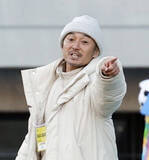 「【高校サッカー】“金髪の元Ｊリーガー監督”率いる初出場・九州文化学園は浜松開誠館に０―２で敗れる」の画像1