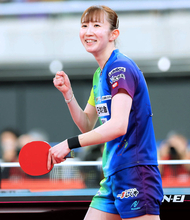 【卓球全日本】早田ひな「自分の強さを感じた試合」８大会連続４強　好調カットマン・佐藤瞳に完勝