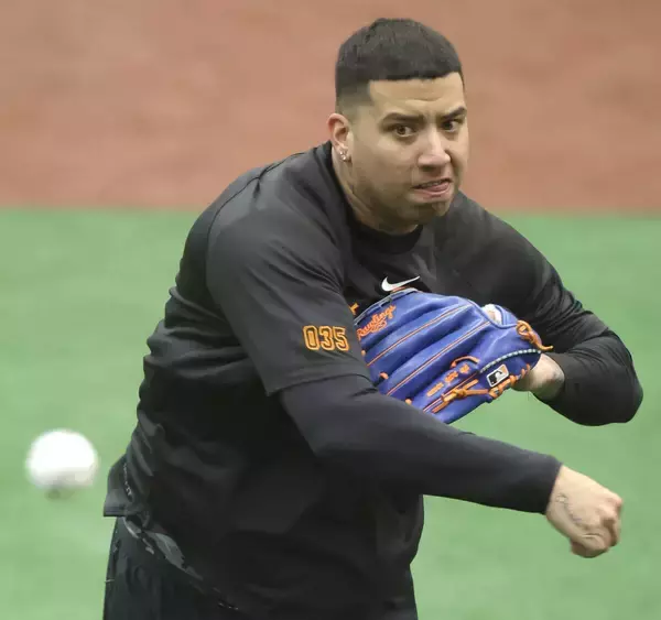 【巨人】最速１６０キロ新助っ人・マタが早速始動　剛球披露も「６割くらい」