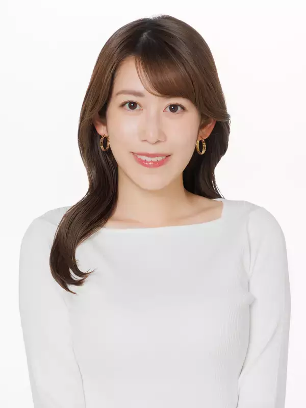 森香澄からズバリ指摘「際どいショットが多い」中川安奈アナのインスタ戦略「フォロワーの９７％が男性」
