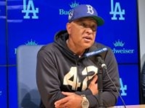 ロバーツ監督が大谷翔平の投手専念を説明「右肩死球の痛み少し残っている」ジャッキーロビンソンデーに初登板
