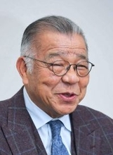 掛布雅之氏が故・横田慎太郎さんの両親と会食で感銘「あの映画以上に家族で病気と戦っていた」自身のＹｏｕＴｕｂｅで語る